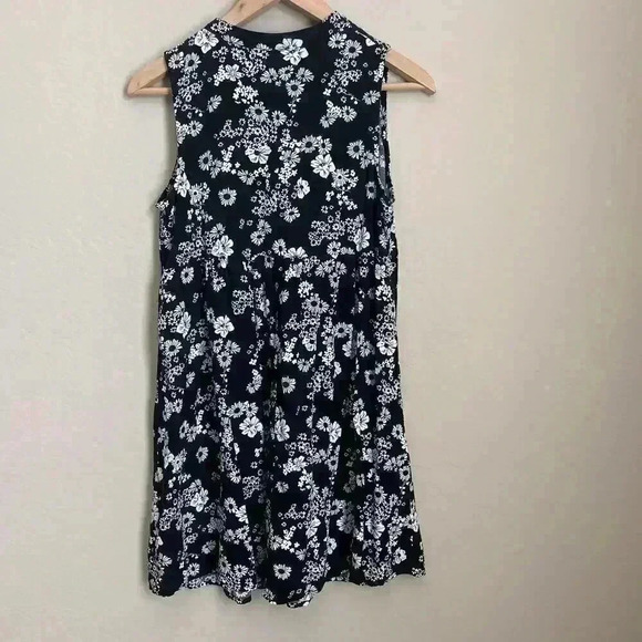 Old Navy Floral Print Sleeveless Dress Size Small - Picture 4 of 10